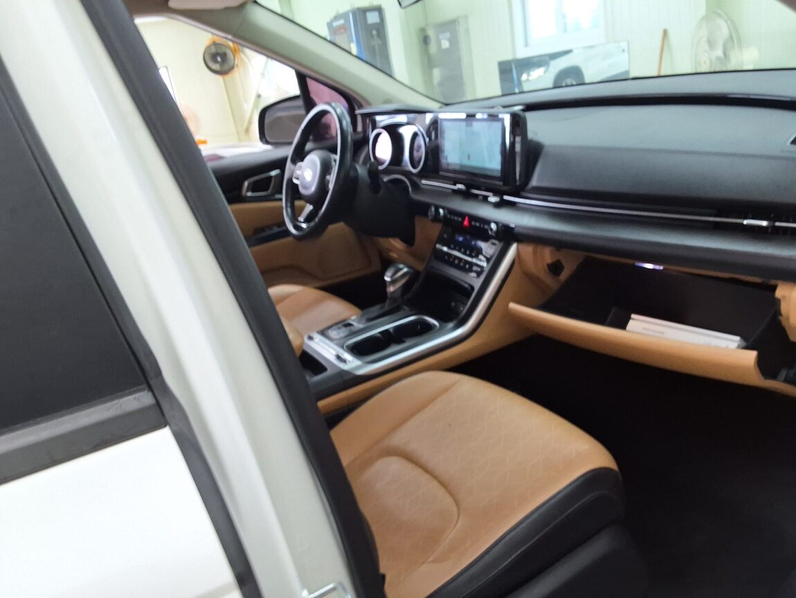 KIA NEW CARNIVAL (KA4) 9-SEATER DIESEL PRESTIGE 2021 - zdjęcie 15
