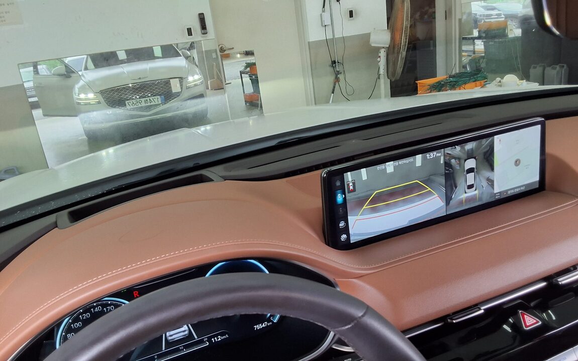 GENESIS THE ALL NEW G80 GASOLINE 2.5 2WD BASE MODEL 2022 - zdjęcie 19