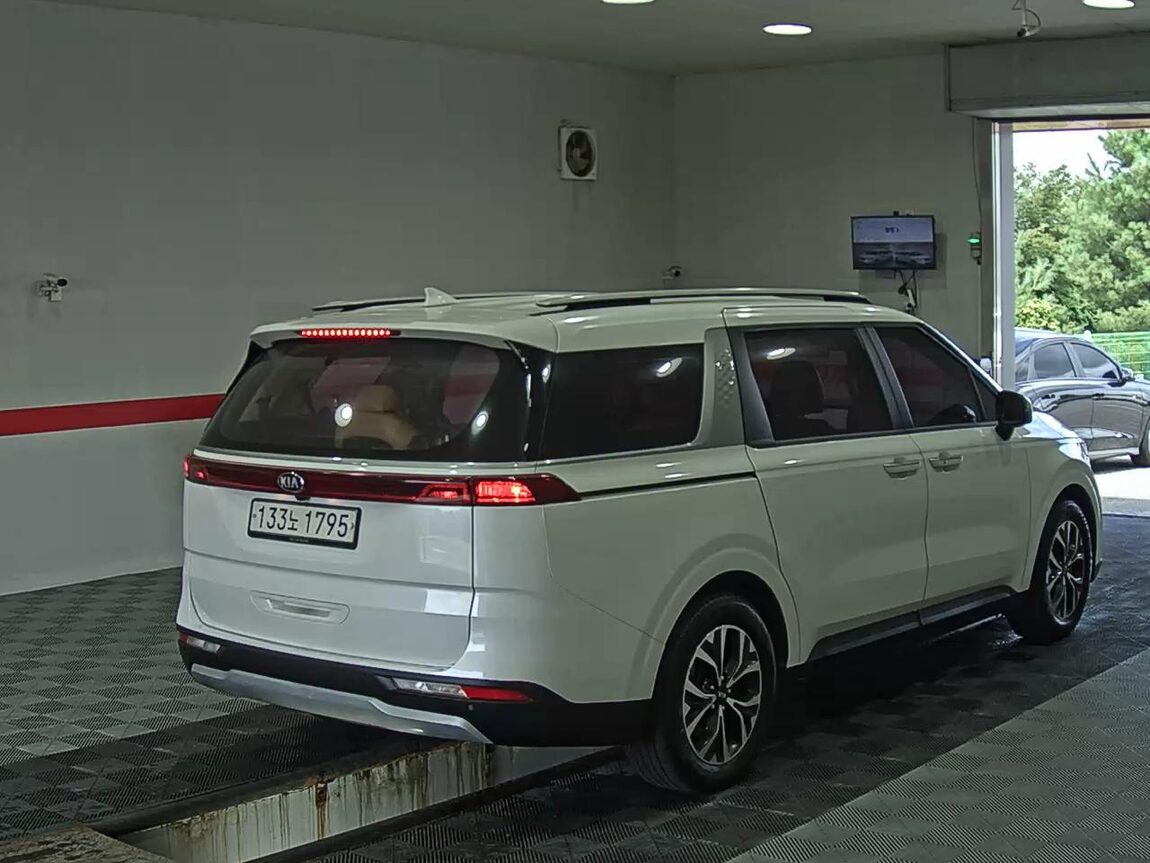 KIA NEW CARNIVAL (KA4) 9-SEATER DIESEL PRESTIGE 2021 - zdjęcie 5
