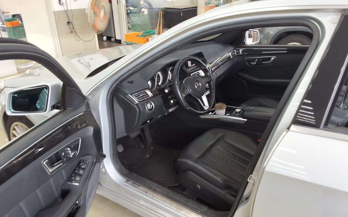 MERCEDES-BENZ E-CLASS (4TH GEN) E250 CDI 4MATIC 2014 - zdjęcie 10