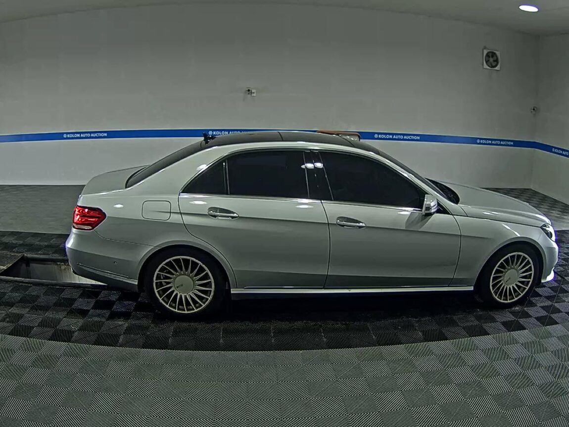 MERCEDES-BENZ E-CLASS (4TH GEN) E250 CDI 4MATIC 2014 - zdjęcie 4