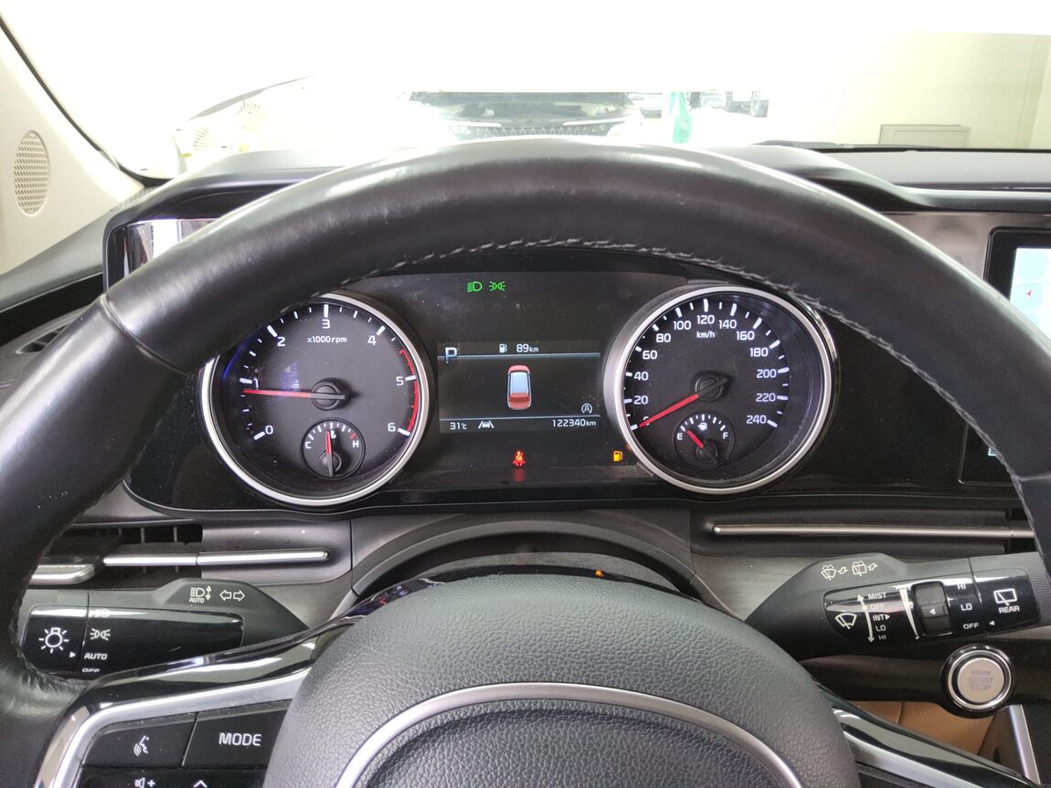 KIA NEW CARNIVAL (KA4) 9-SEATER DIESEL PRESTIGE 2021 - zdjęcie 9