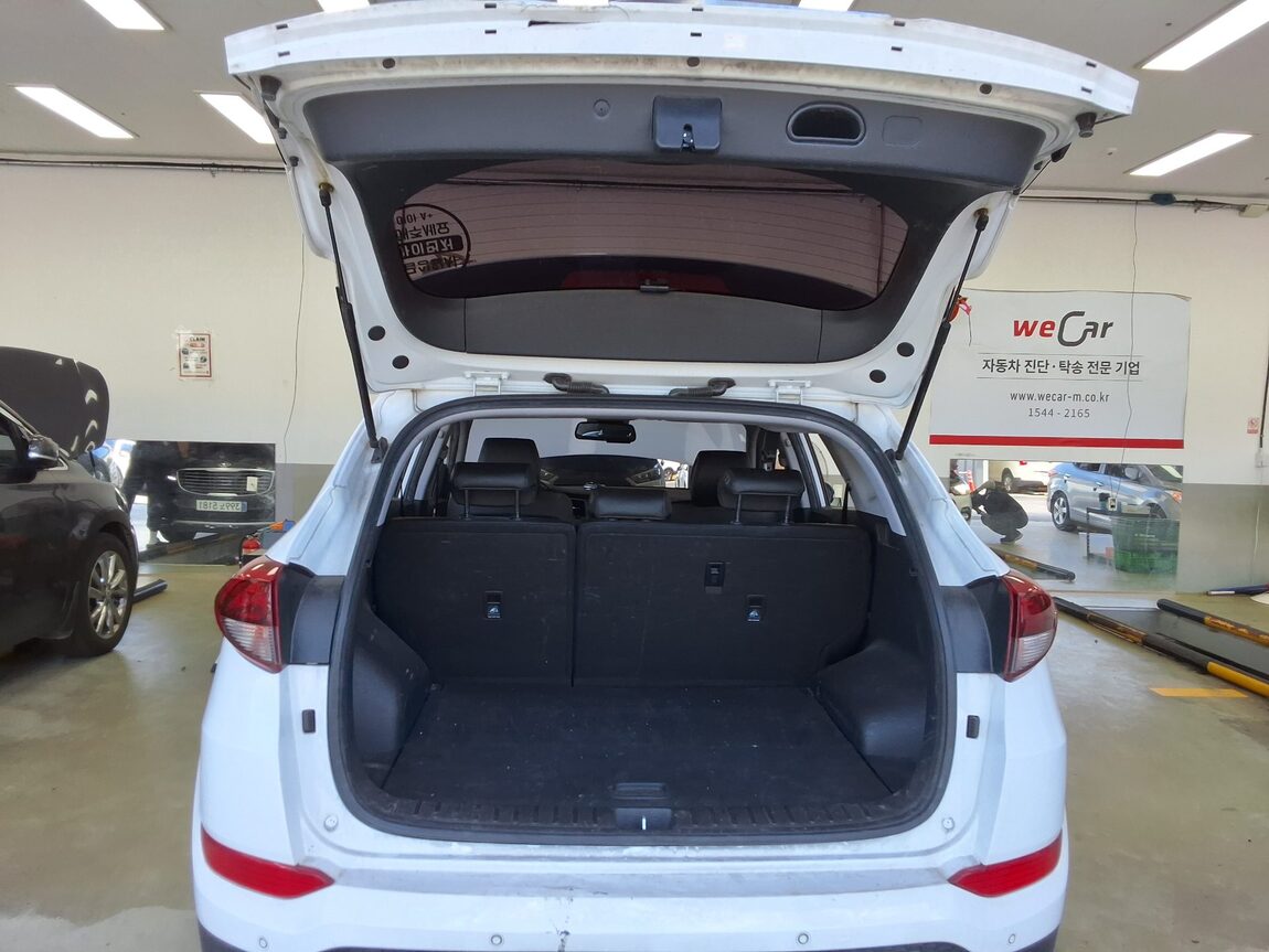 HYUNDAI ALL NEW TUCSON DIESEL 1.7 2WD MODERN 2018 - zdjęcie 16