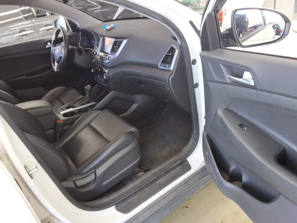 HYUNDAI ALL NEW TUCSON DIESEL 1.7 2WD MODERN 2018 - zdjęcie 15