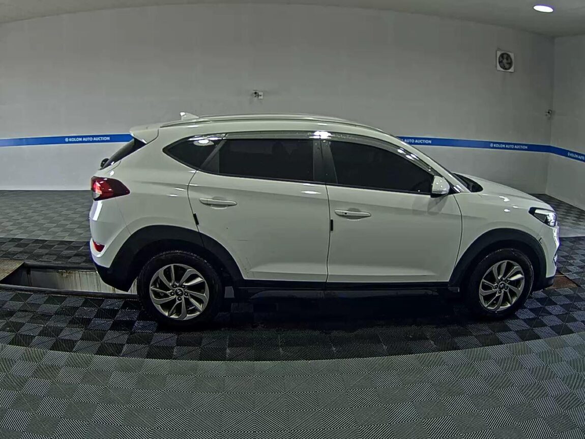 HYUNDAI ALL NEW TUCSON DIESEL 1.7 2WD MODERN 2018 - zdjęcie 4