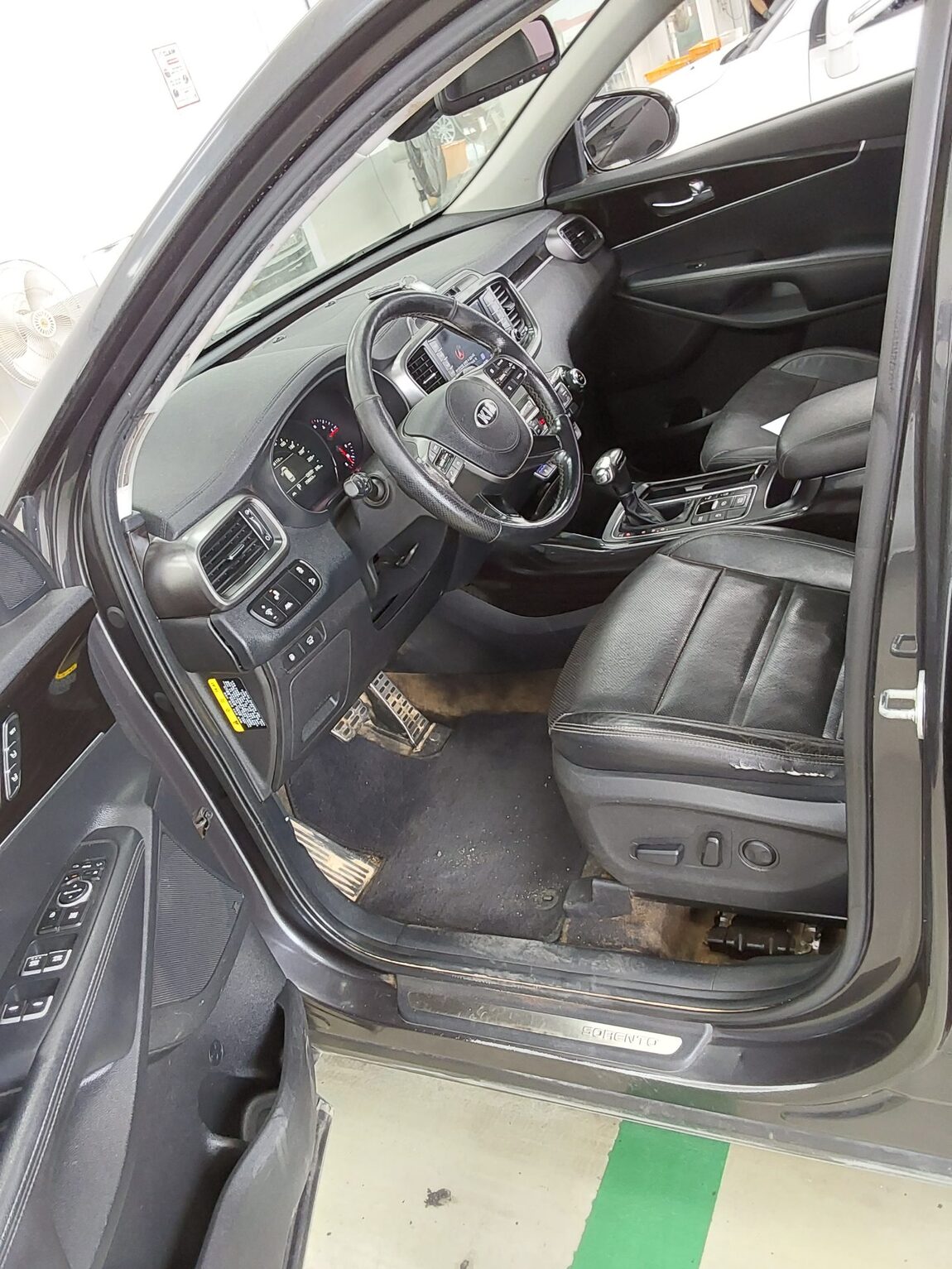 KIA THE NEW SORENTO DIESEL R2.2 2WD MASTER 2019 - zdjęcie 10
