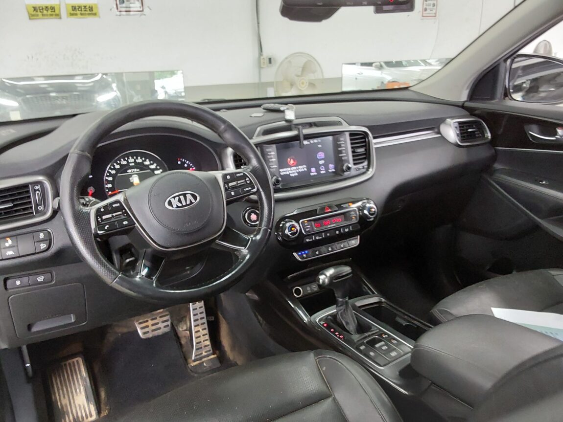 KIA THE NEW SORENTO DIESEL R2.2 2WD MASTER 2019 - zdjęcie 11