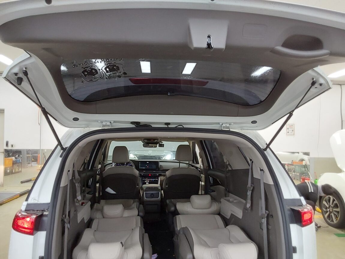 KIA NEW CARNIVAL (KA4) 9-SEATER DIESEL PRESTIGE 2021 - zdjęcie 15