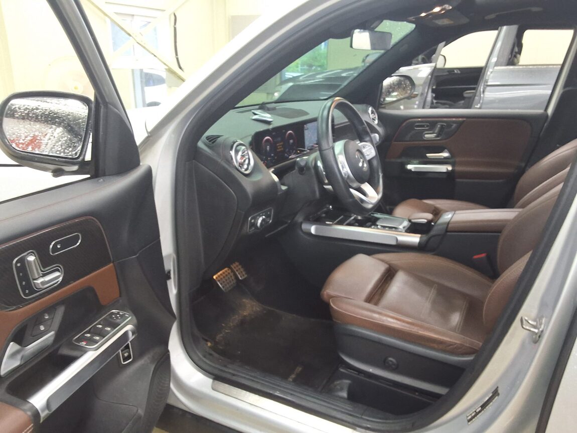 MERCEDES-BENZ GLB-CLASS GLB 250 4MATIC 2021 - zdjęcie 11