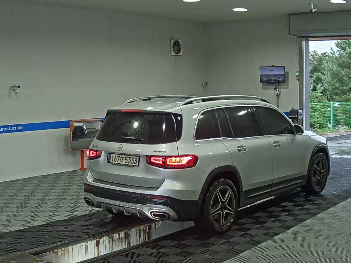 MERCEDES-BENZ GLB-CLASS GLB 250 4MATIC 2021 - zdjęcie 5