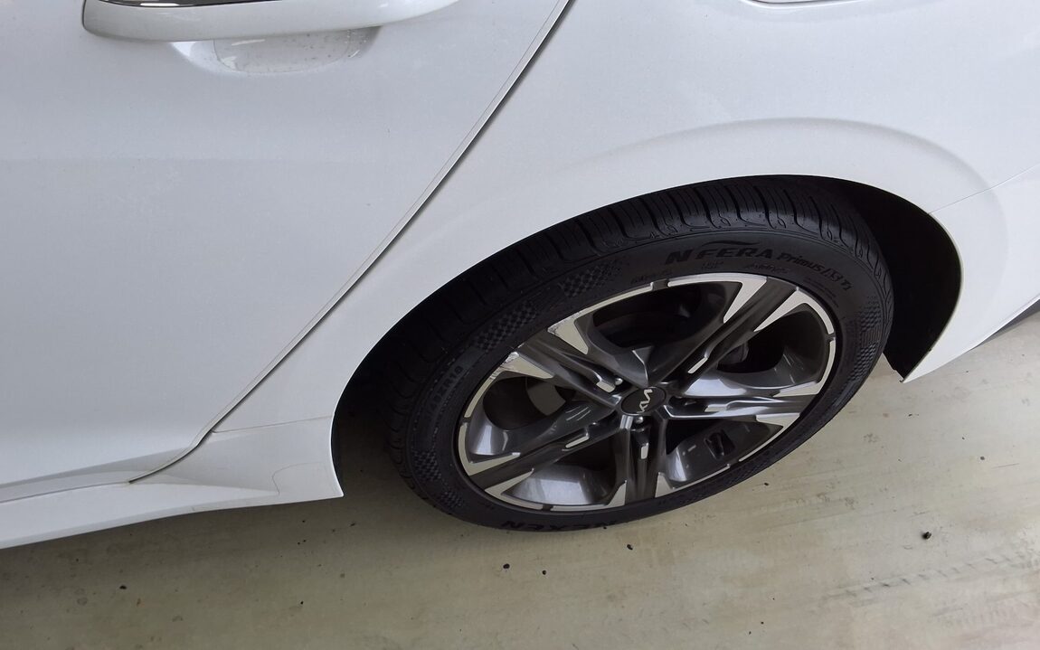 KIA NEW K5 (DL3) 2.0 GASOLINE SIGNATURE 2023 - zdjęcie 25