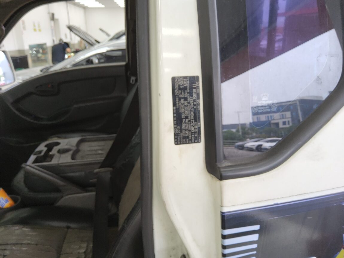 HYUNDAI PORTER II CRDi SUPER CAB EXTRA LONG WHEELBASE MODERN 2019 - zdjęcie 13