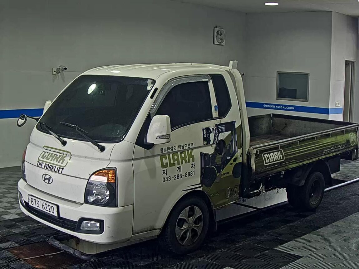 HYUNDAI PORTER II CRDi SUPER CAB EXTRA LONG WHEELBASE MODERN 2019 - zdjęcie 2