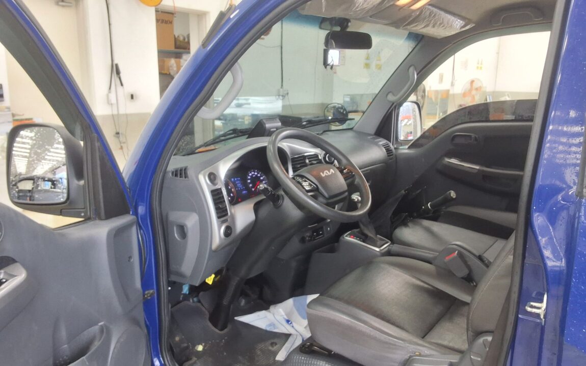 KIA THE NEW BONGO III CARGO 1 TON KING CAB EXTRA LONG WHEELBASE L LITE 2023 - zdjęcie 10
