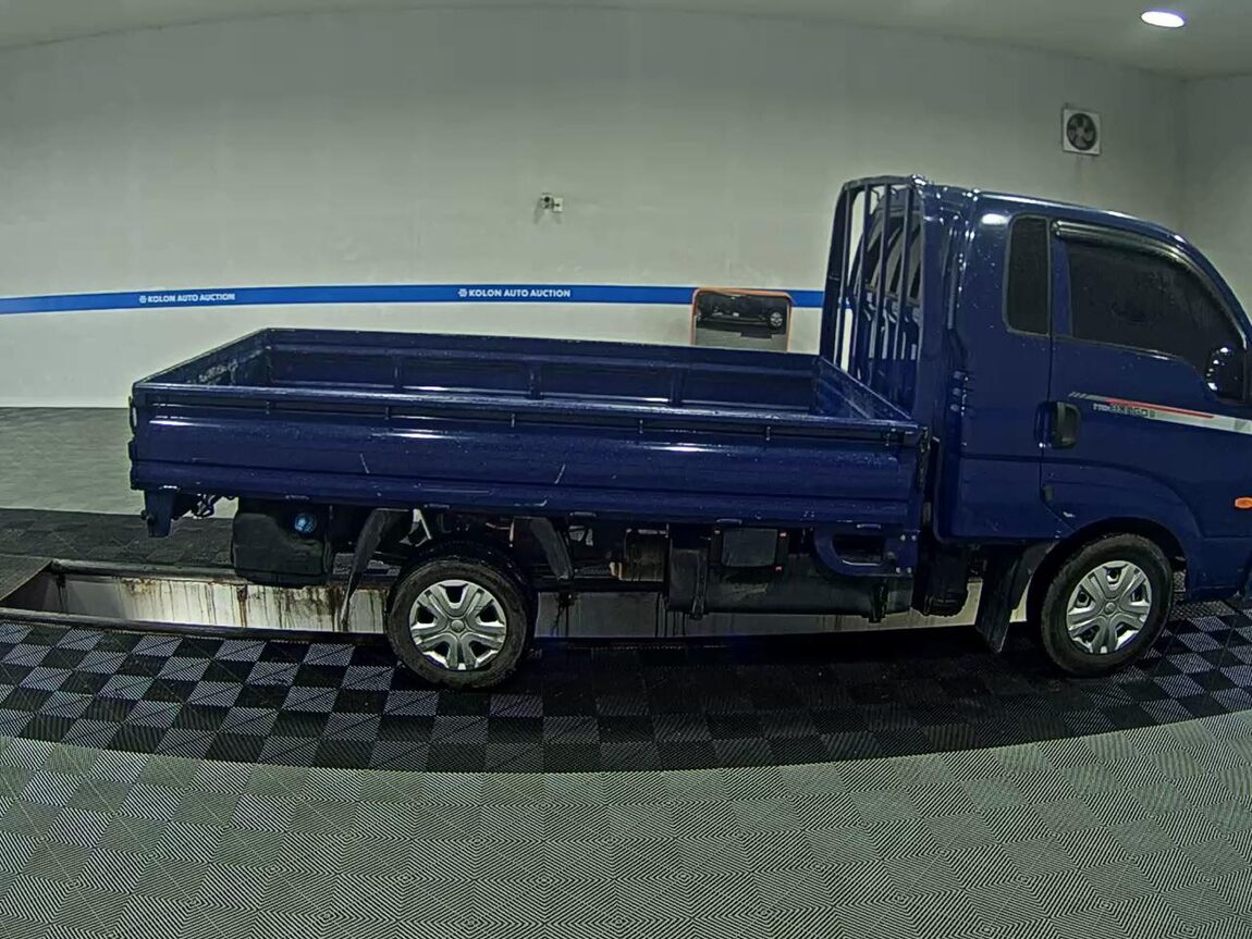 KIA THE NEW BONGO III CARGO 1 TON KING CAB EXTRA LONG WHEELBASE L LITE 2023 - zdjęcie 4