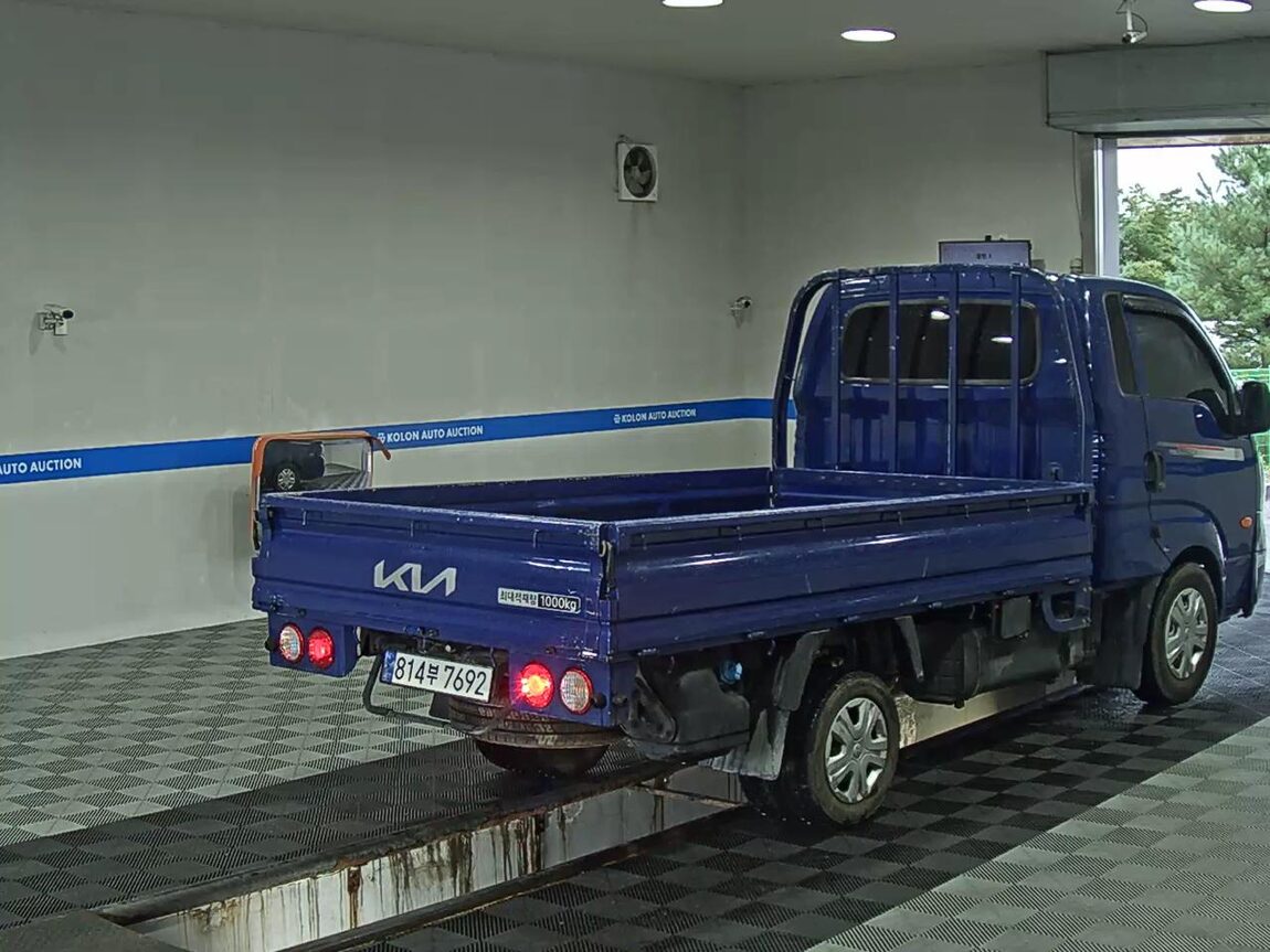 KIA THE NEW BONGO III CARGO 1 TON KING CAB EXTRA LONG WHEELBASE L LITE 2023 - zdjęcie 5