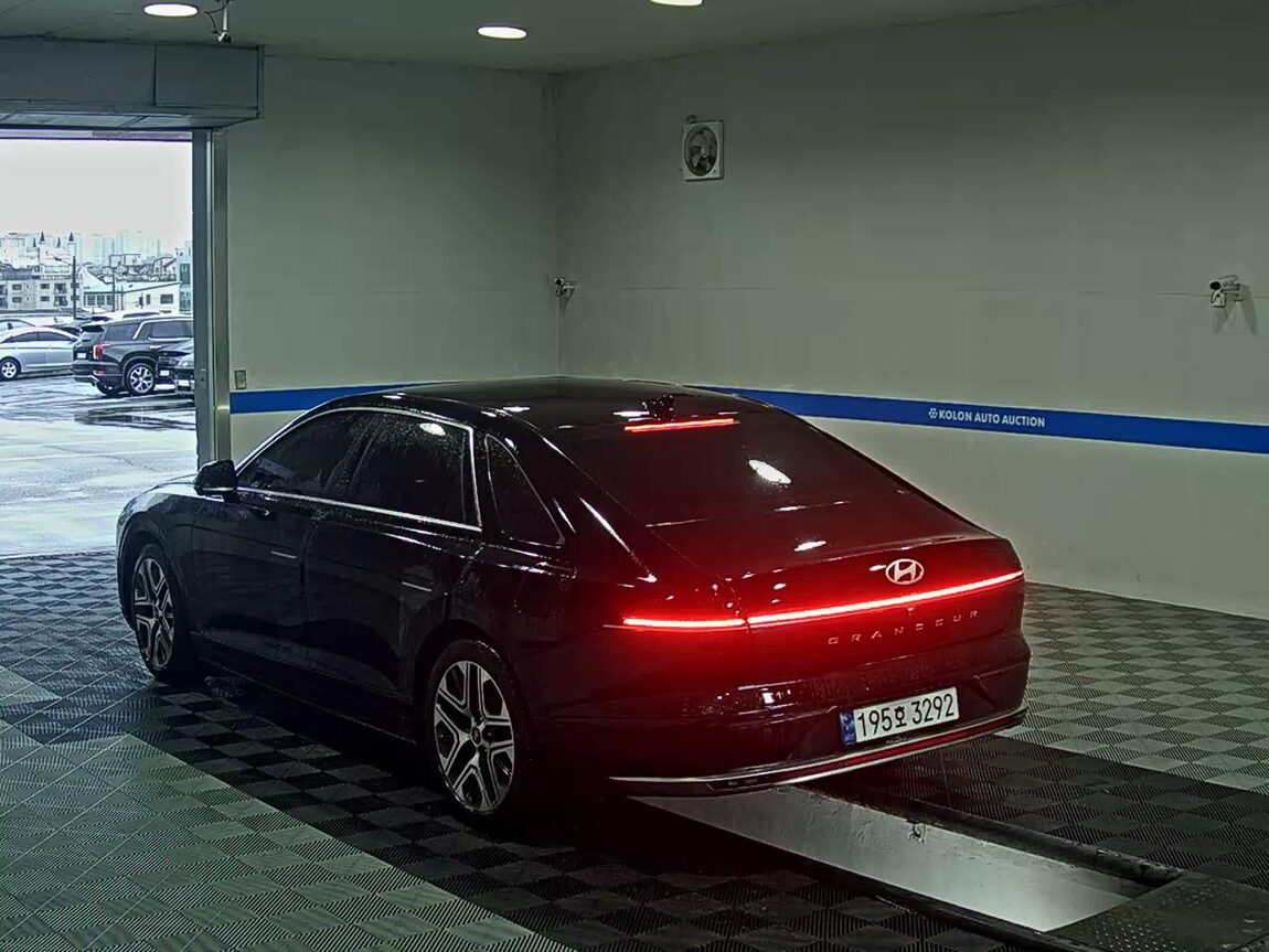 HYUNDAI THE ALL NEW GRANDEUR HYBRID 1.6 HYBRID EXCLUSIVE 2023 - zdjęcie 6