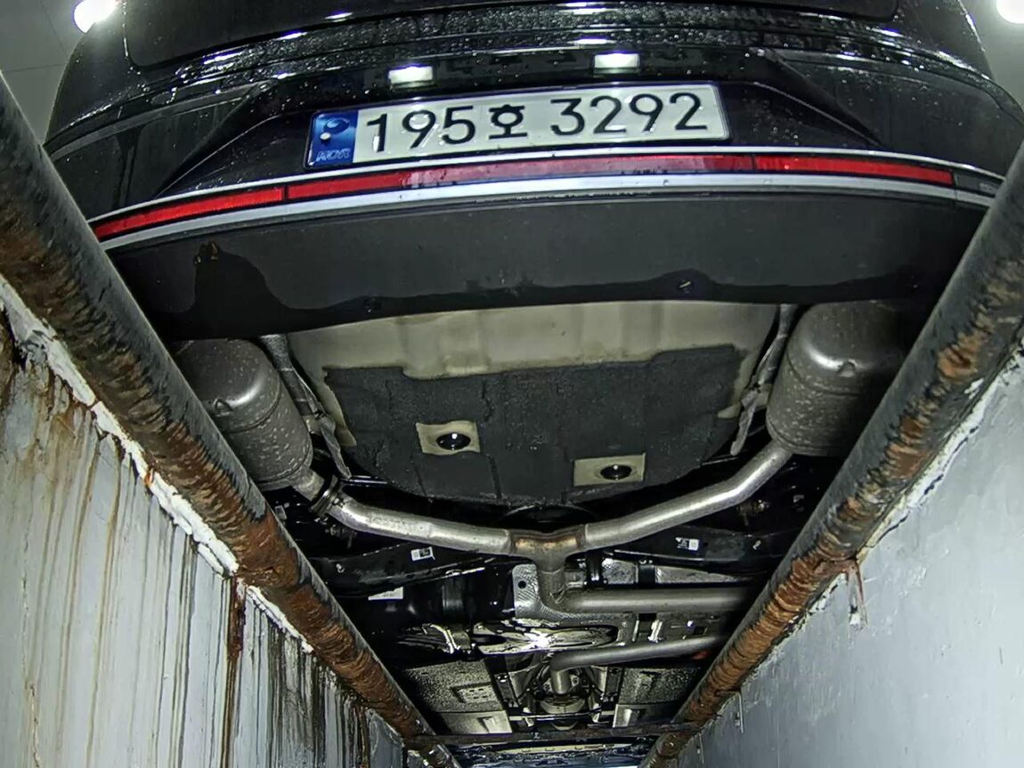 HYUNDAI THE ALL NEW GRANDEUR HYBRID 1.6 HYBRID EXCLUSIVE 2023 - zdjęcie 8
