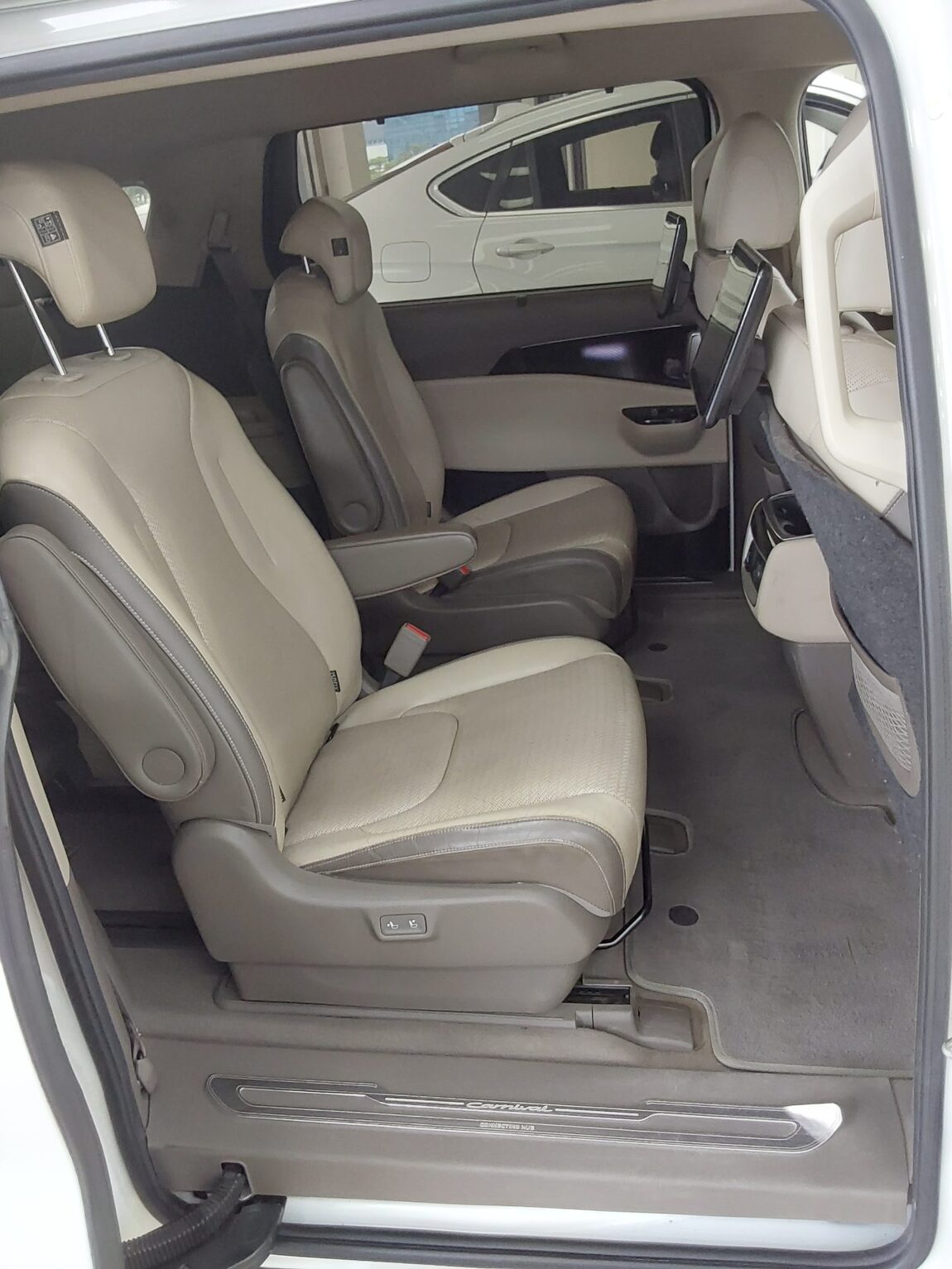 KIA NEW CARNIVAL (KA4) 9-SEATER DIESEL SIGNATURE 2021 - zdjęcie 13