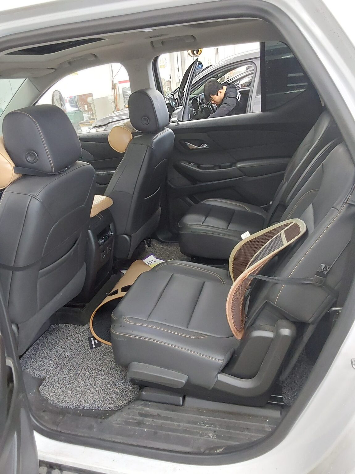 CHEVROLET (DAEWOO) TRAVERSE 3.6 GASOLINE RED LINE 2021 - zdjęcie 12