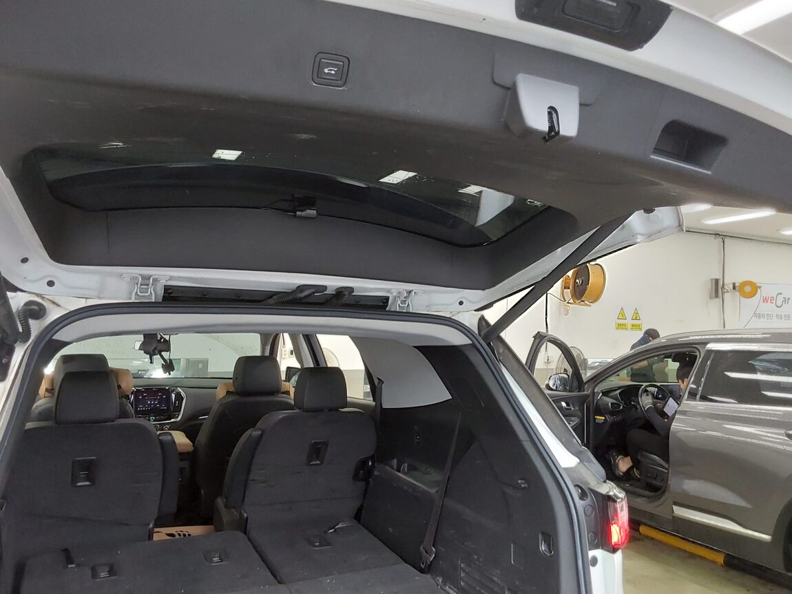 CHEVROLET (DAEWOO) TRAVERSE 3.6 GASOLINE RED LINE 2021 - zdjęcie 15