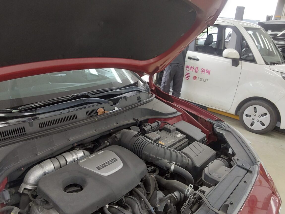 HYUNDAI KONA 1.6 GASOLINE 2WD PREMIUM 2020 - zdjęcie 19