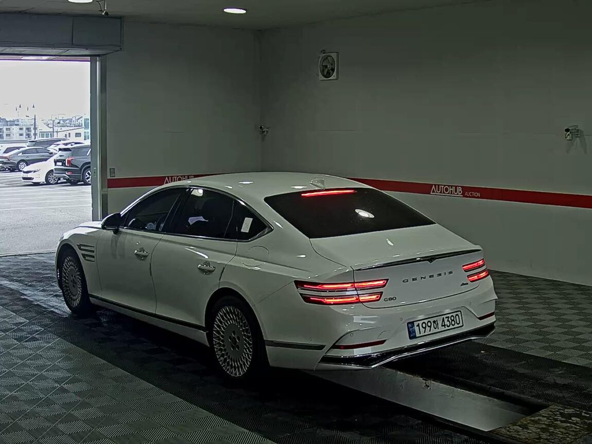 GENESIS NEW G80 GASOLINE 2.5 AWD BASE MODEL 2025 - zdjęcie 6