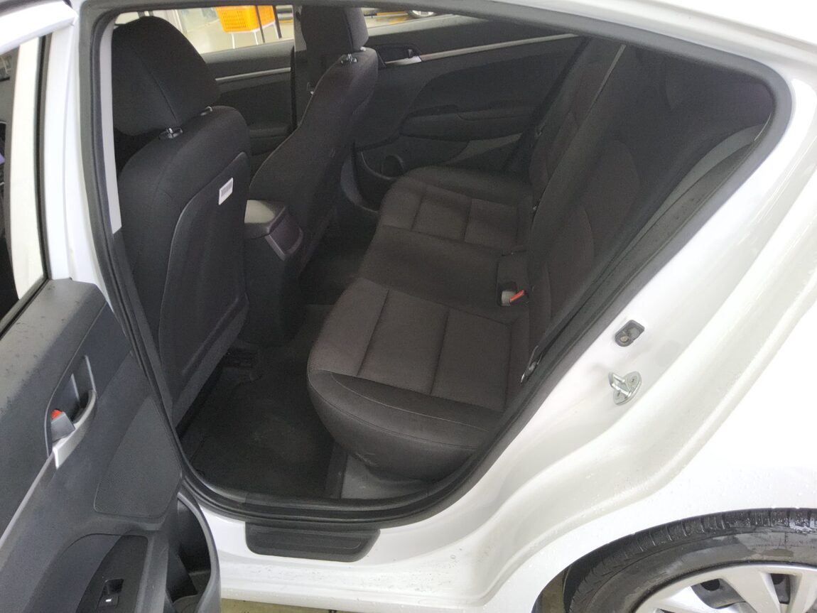 HYUNDAI THE NEW AVANTE AD 1.6 LPI CORPORATE USE 2020 - zdjęcie 12