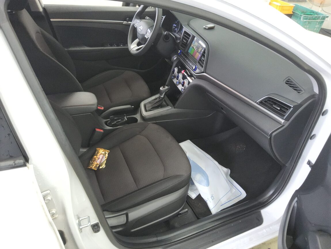 HYUNDAI THE NEW AVANTE AD 1.6 LPI CORPORATE USE 2020 - zdjęcie 14