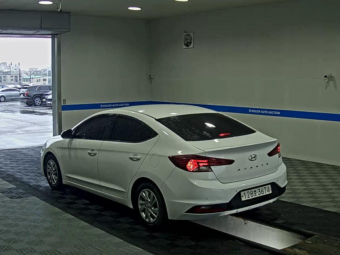 HYUNDAI THE NEW AVANTE AD 1.6 LPI CORPORATE USE 2020 - zdjęcie 6