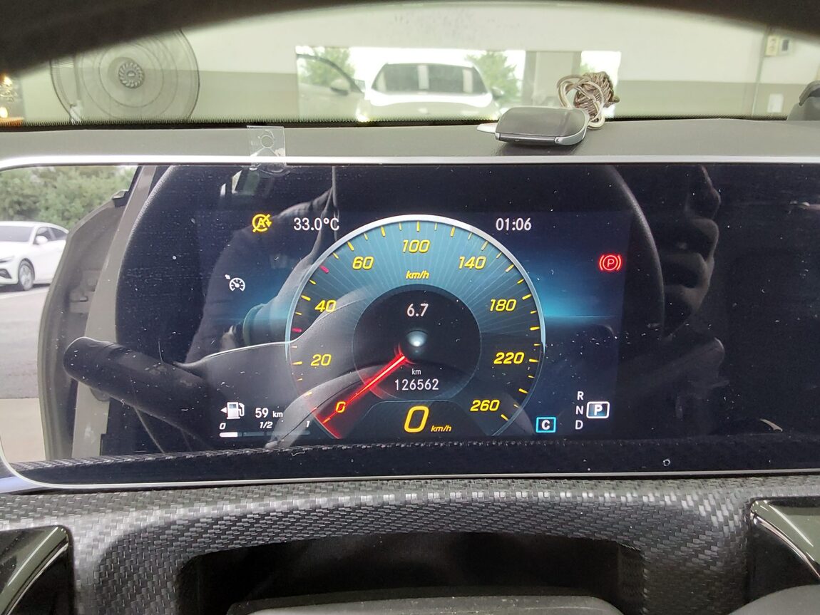 MERCEDES-BENZ A-CLASS (4TH GEN) A220 HATCHBACK 2020 - zdjęcie 9