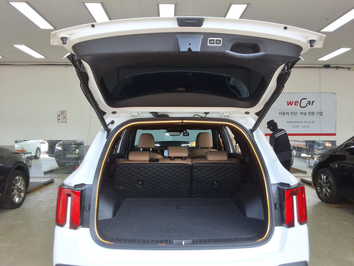 KIA THE NEW SORENTO (MQ4) 2.2 DIESEL 2WD SIGNATURE 2024 - zdjęcie 16