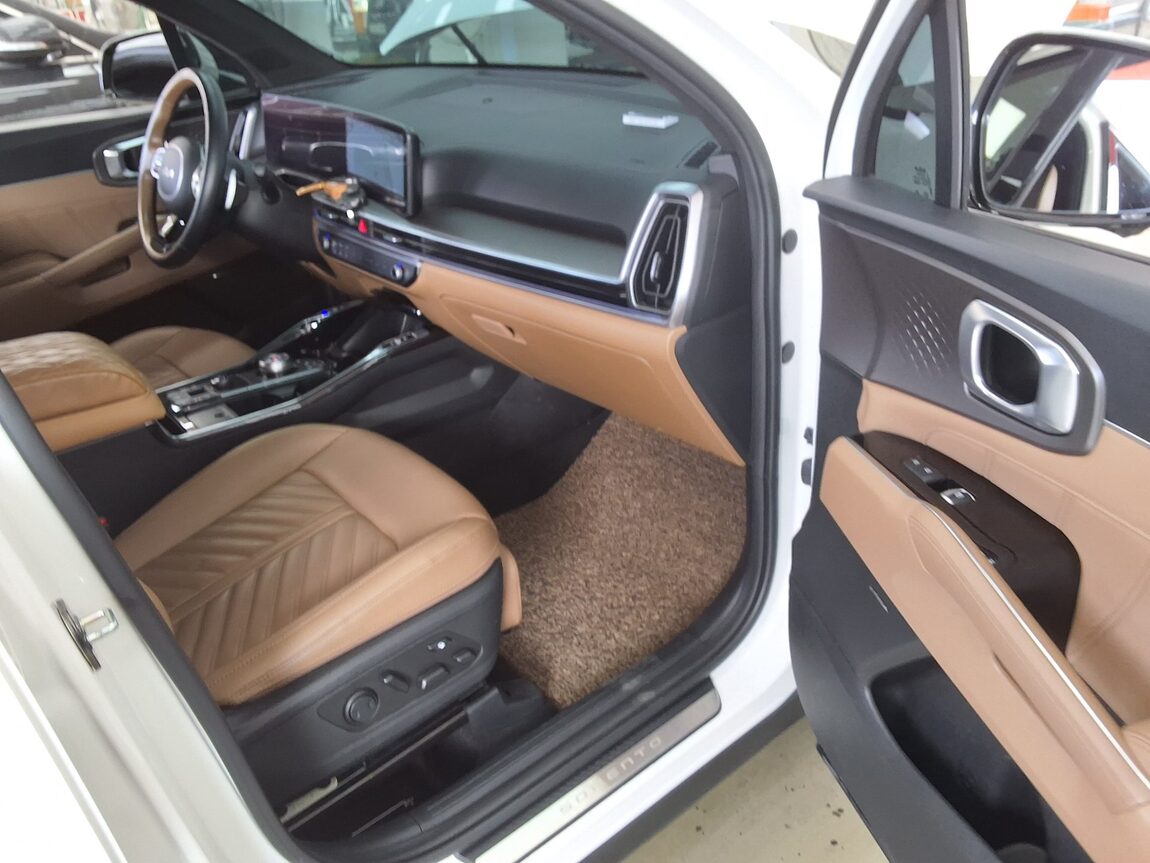 KIA THE NEW SORENTO (MQ4) 2.2 DIESEL 2WD SIGNATURE 2024 - zdjęcie 15