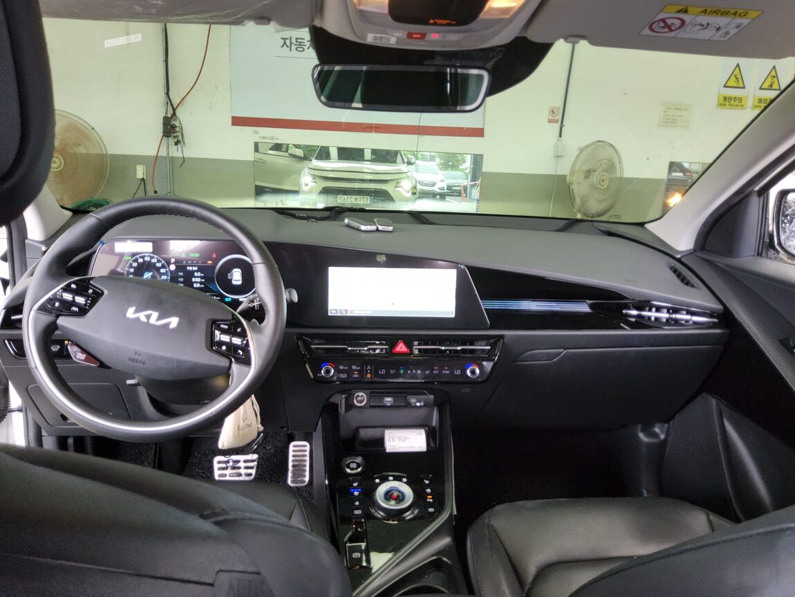 KIA THE ALL NEW NIRO 1.6 HEV SIGNATURE 2022 - zdjęcie 11