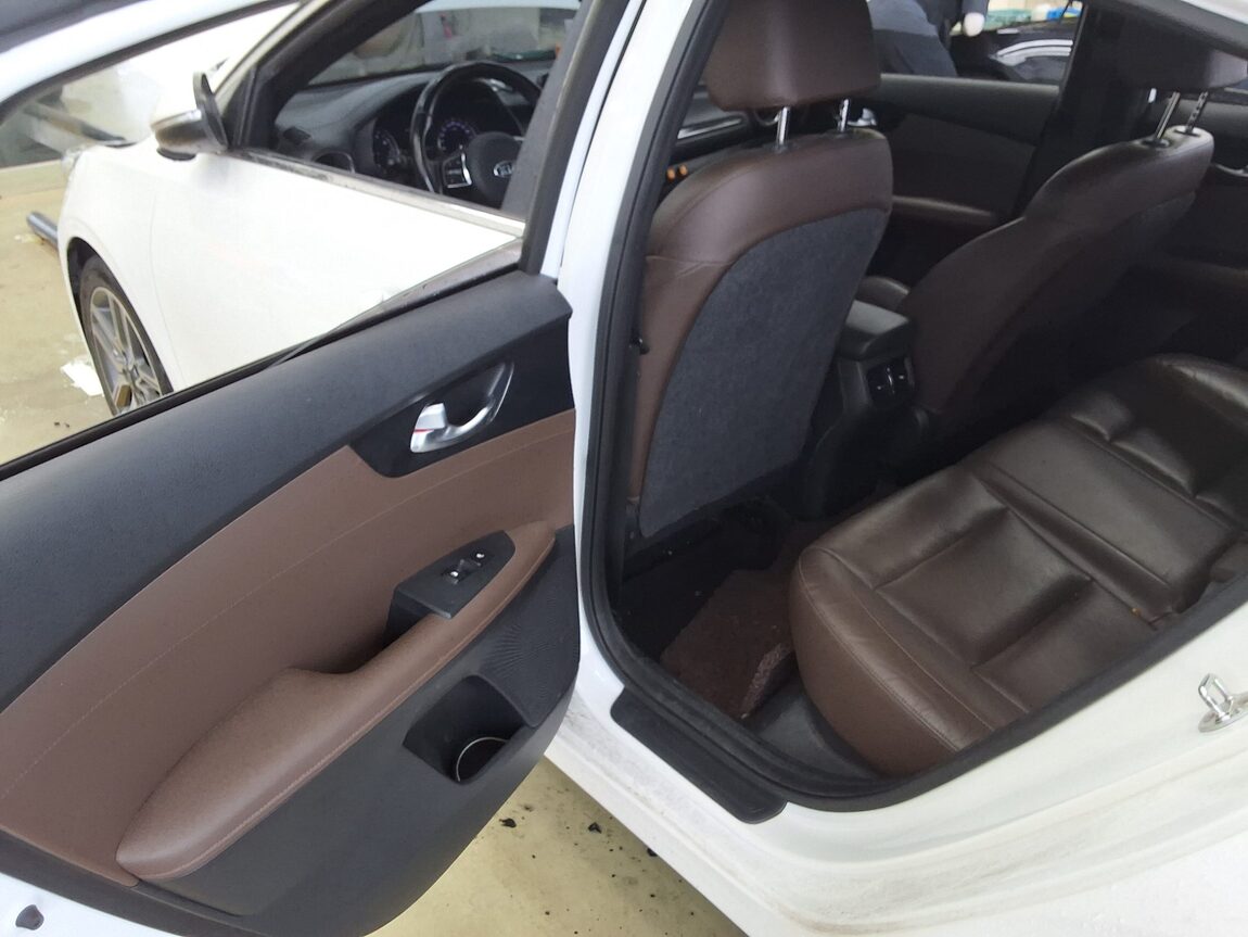 KIA ALL NEW K3 1.6 GASOLINE NOBLESSE 2019 - zdjęcie 13