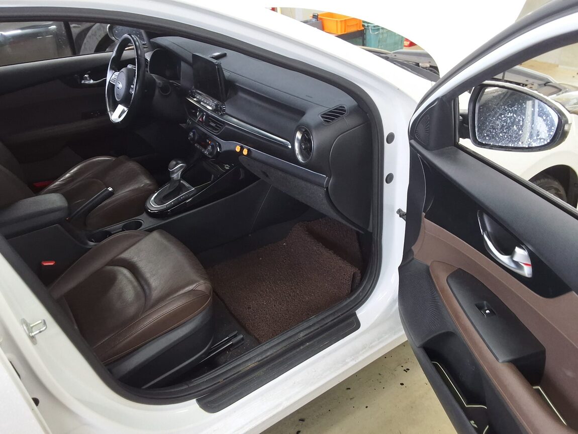 KIA ALL NEW K3 1.6 GASOLINE NOBLESSE 2019 - zdjęcie 15