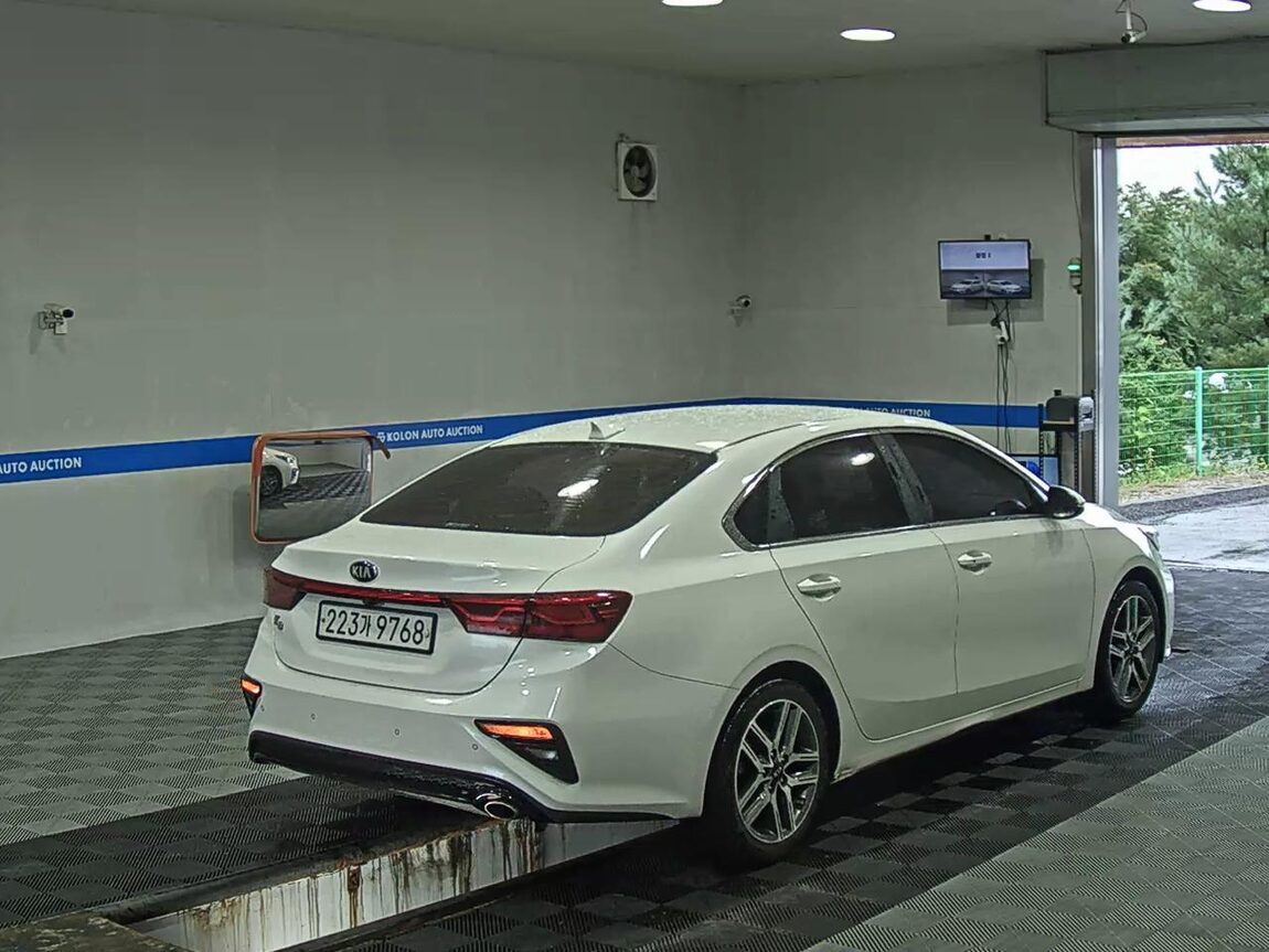KIA ALL NEW K3 1.6 GASOLINE NOBLESSE 2019 - zdjęcie 5