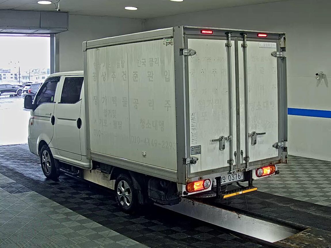 HYUNDAI PORTER II CRDi DOUBLE CAB EXTRA LONG WHEELBASE SMART 2020 - zdjęcie 6