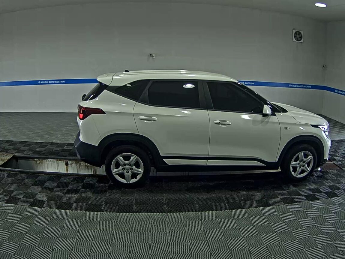 KIA SELTOS 1.6 GASOLINE 2WD TRENDY 2023 - zdjęcie 4
