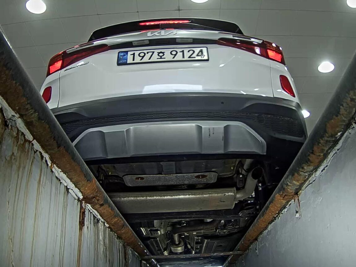 KIA SELTOS 1.6 GASOLINE 2WD TRENDY 2023 - zdjęcie 8