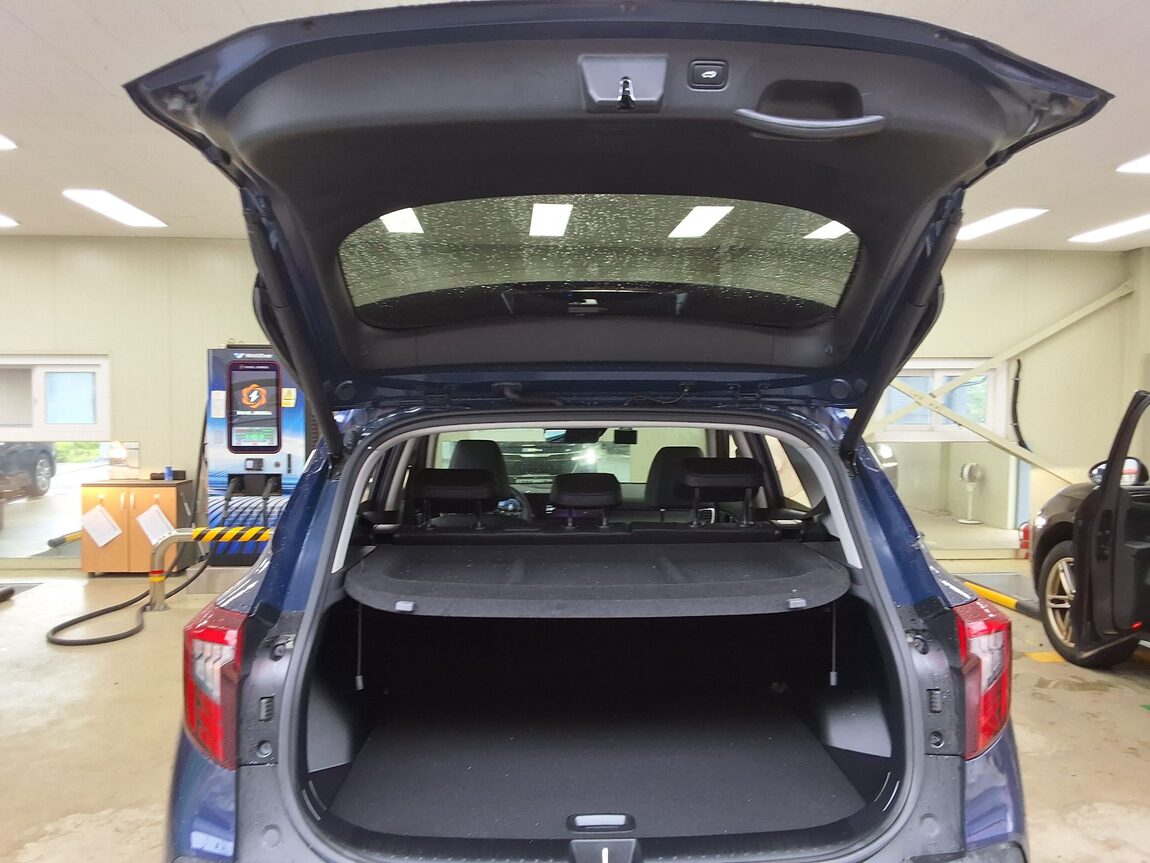 KIA THE NEW SELTOS 2.0 GASOLINE 2WD SIGNATURE 2024 - zdjęcie 16