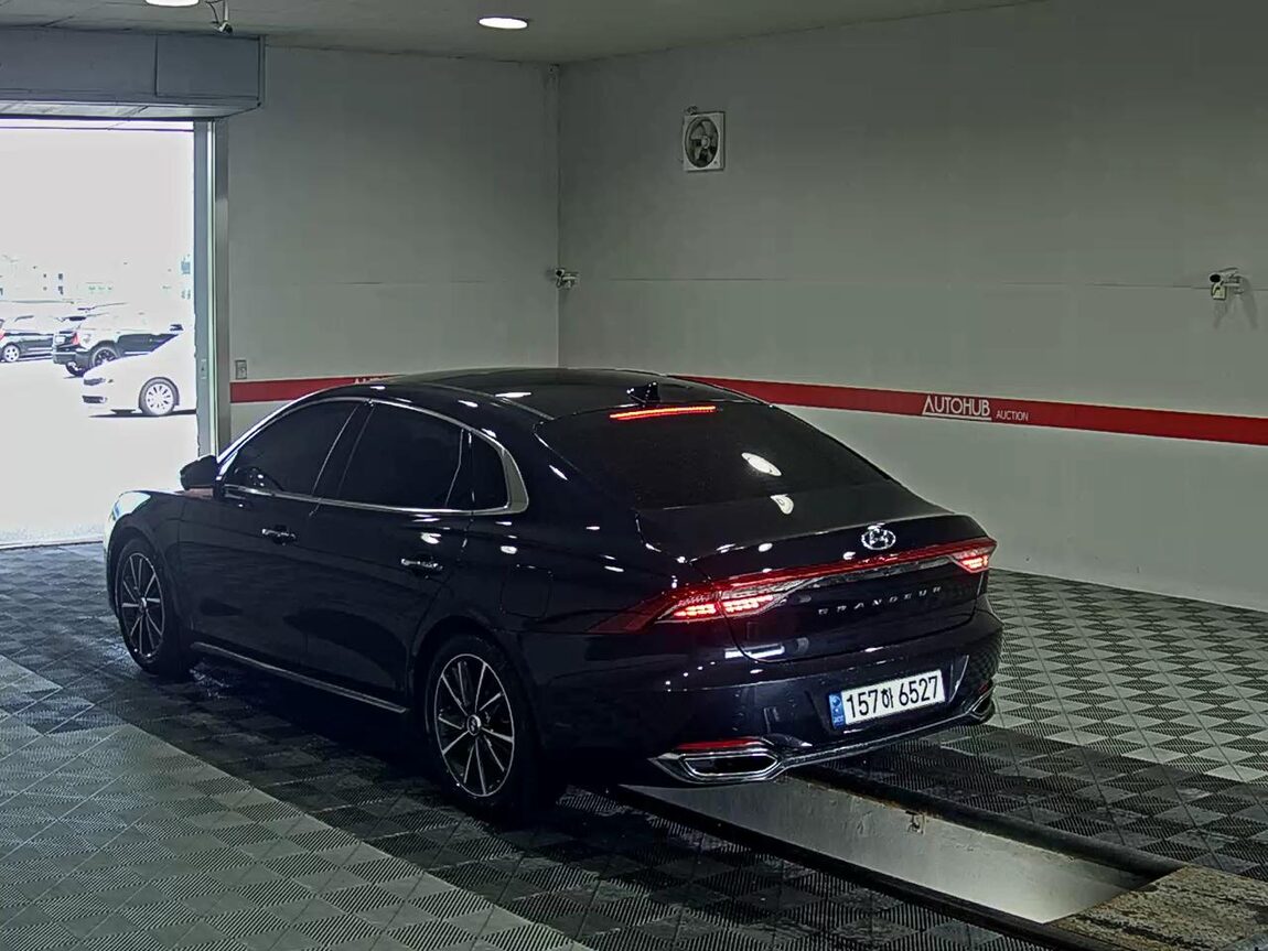 HYUNDAI THE NEW GRANDEUR IG GASOLINE 2.5 EXCLUSIVE 2022 - zdjęcie 6