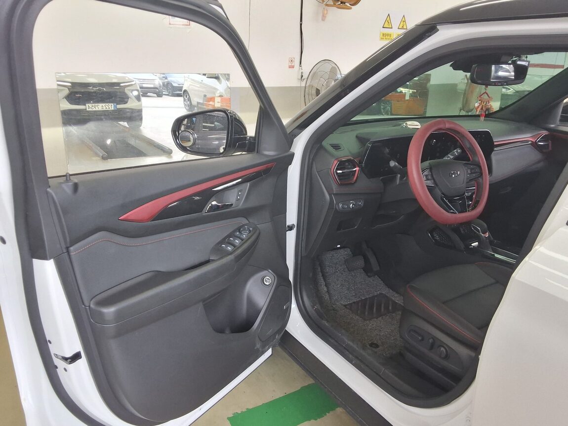 CHEVROLET (DAEWOO) THE NEW TRAILBLAZER 1.35 GASOLINE RS 2025 - zdjęcie 10