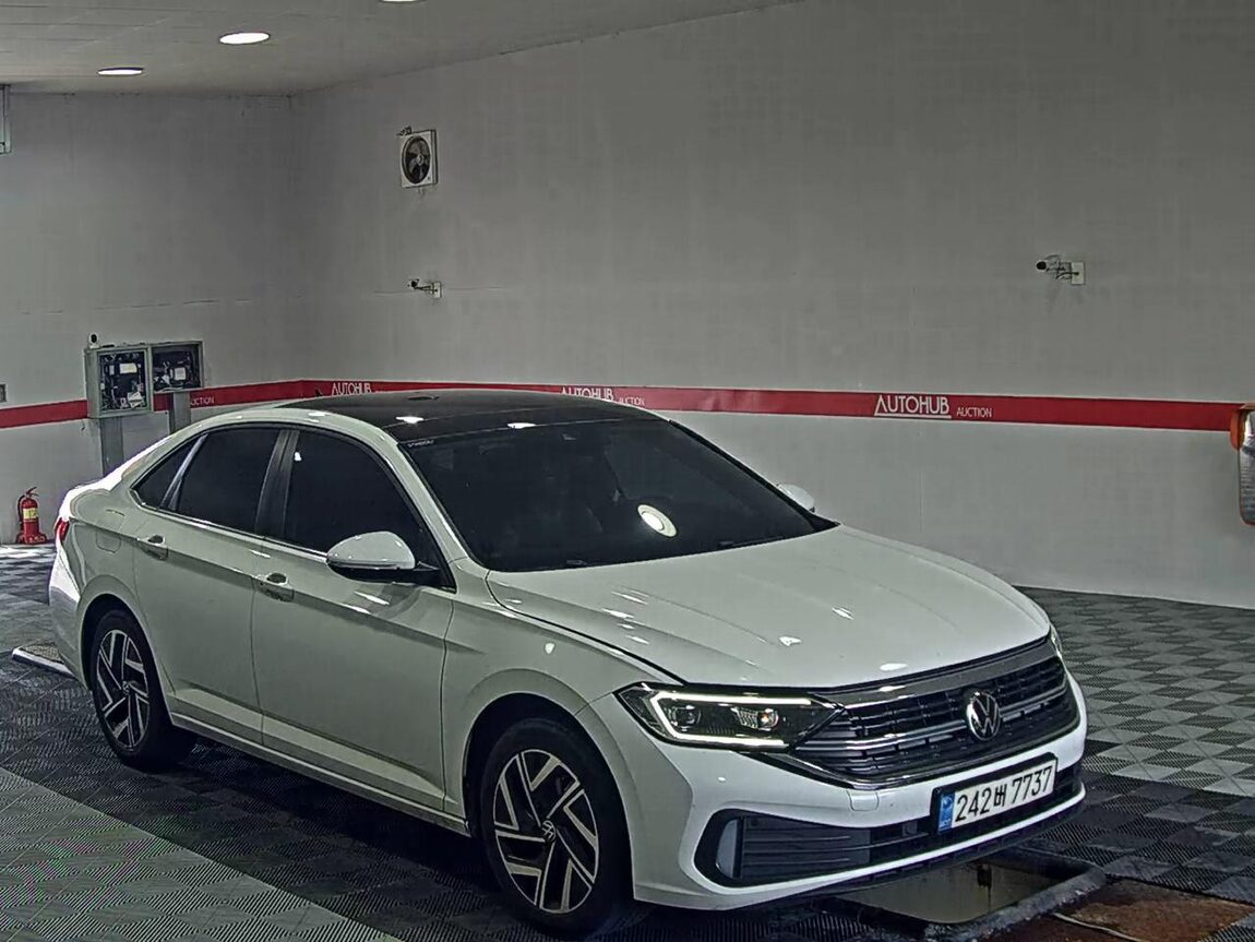 VOLKSWAGEN JETTA (7TH GEN) 1.5 TSI PRESTIGE 2023 - zdjęcie 3