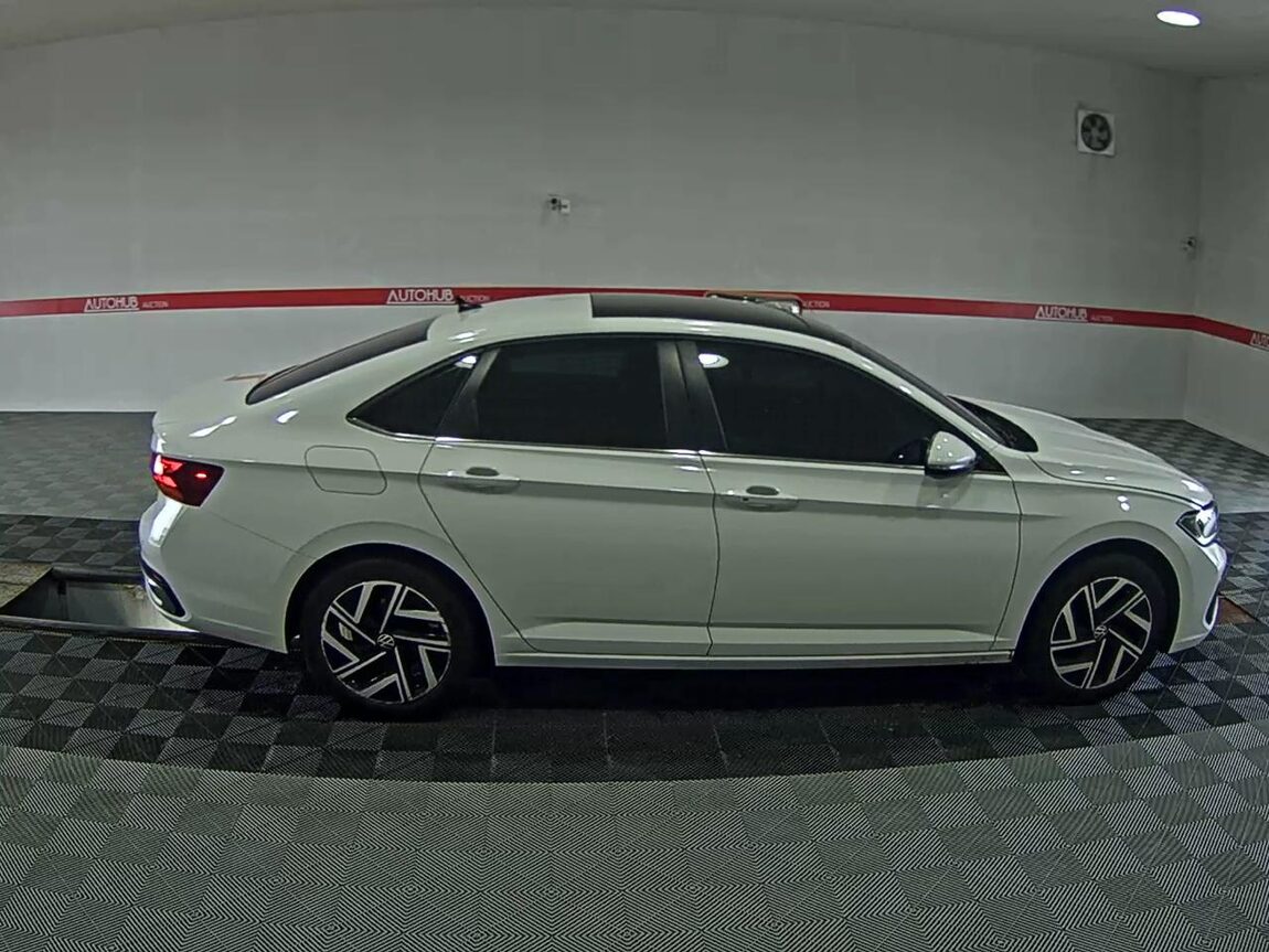 VOLKSWAGEN JETTA (7TH GEN) 1.5 TSI PRESTIGE 2023 - zdjęcie 4
