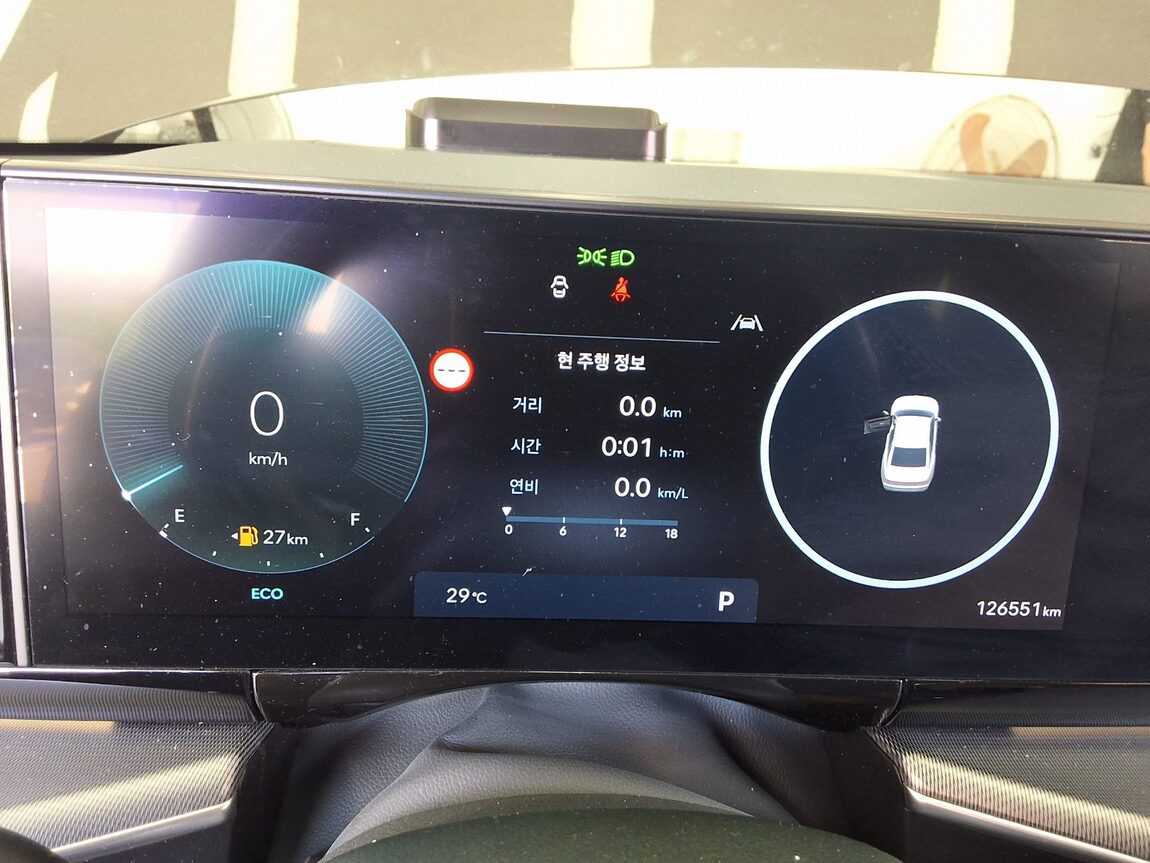 HYUNDAI THE ALL NEW GRANDEUR GASOLINE 2.5 EXCLUSIVE 2023 - zdjęcie 10