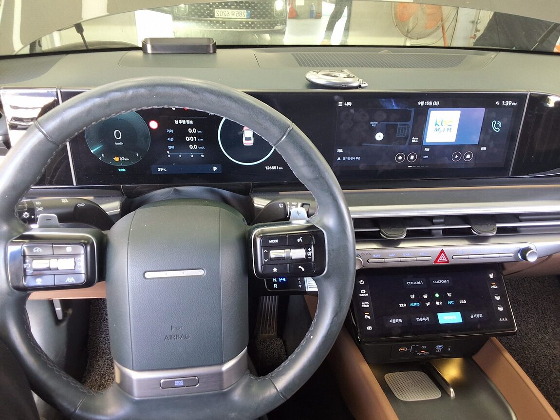 HYUNDAI THE ALL NEW GRANDEUR GASOLINE 2.5 EXCLUSIVE 2023 - zdjęcie 18