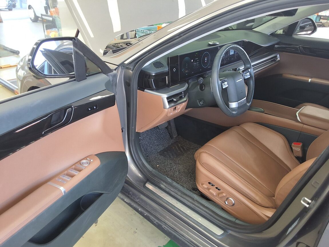 HYUNDAI THE ALL NEW GRANDEUR GASOLINE 2.5 EXCLUSIVE 2023 - zdjęcie 11