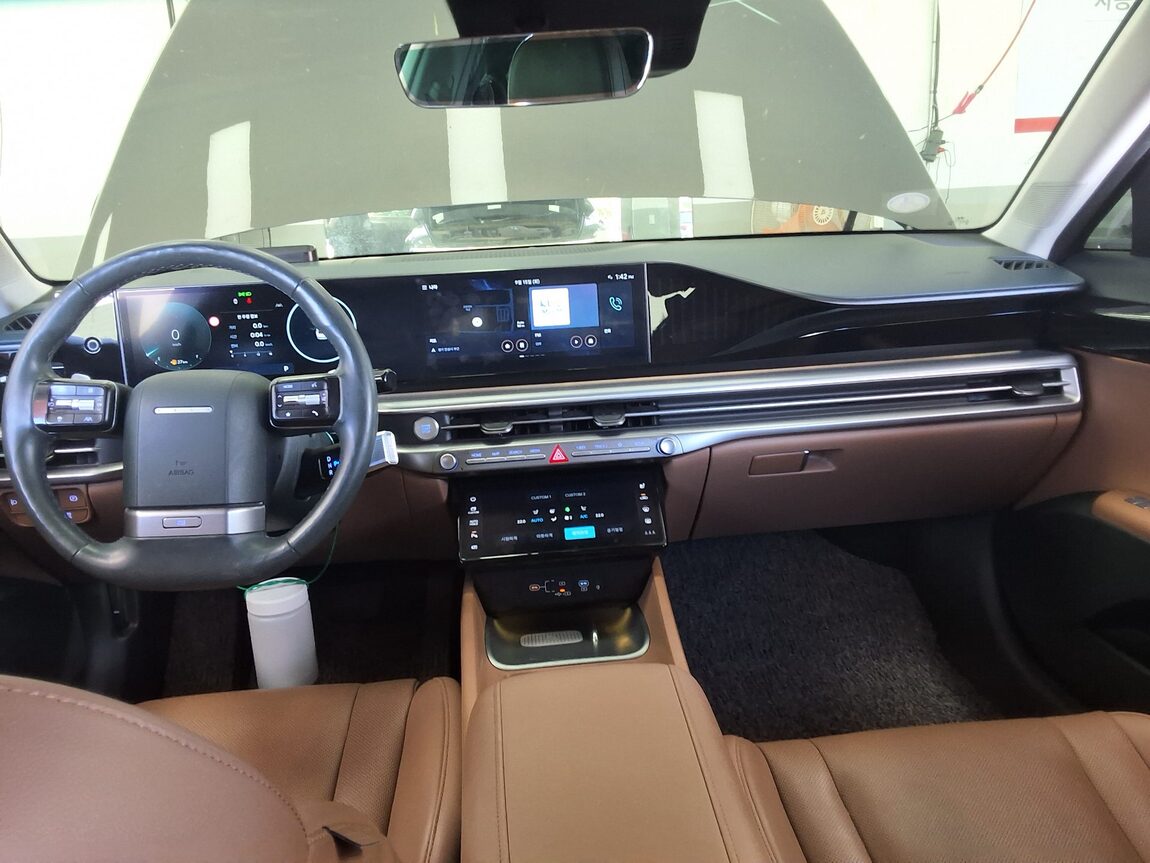 HYUNDAI THE ALL NEW GRANDEUR GASOLINE 2.5 EXCLUSIVE 2023 - zdjęcie 12