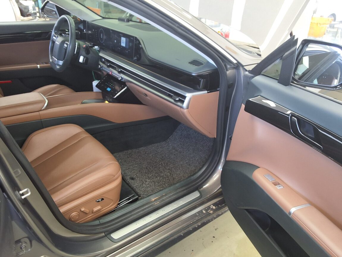 HYUNDAI THE ALL NEW GRANDEUR GASOLINE 2.5 EXCLUSIVE 2023 - zdjęcie 15